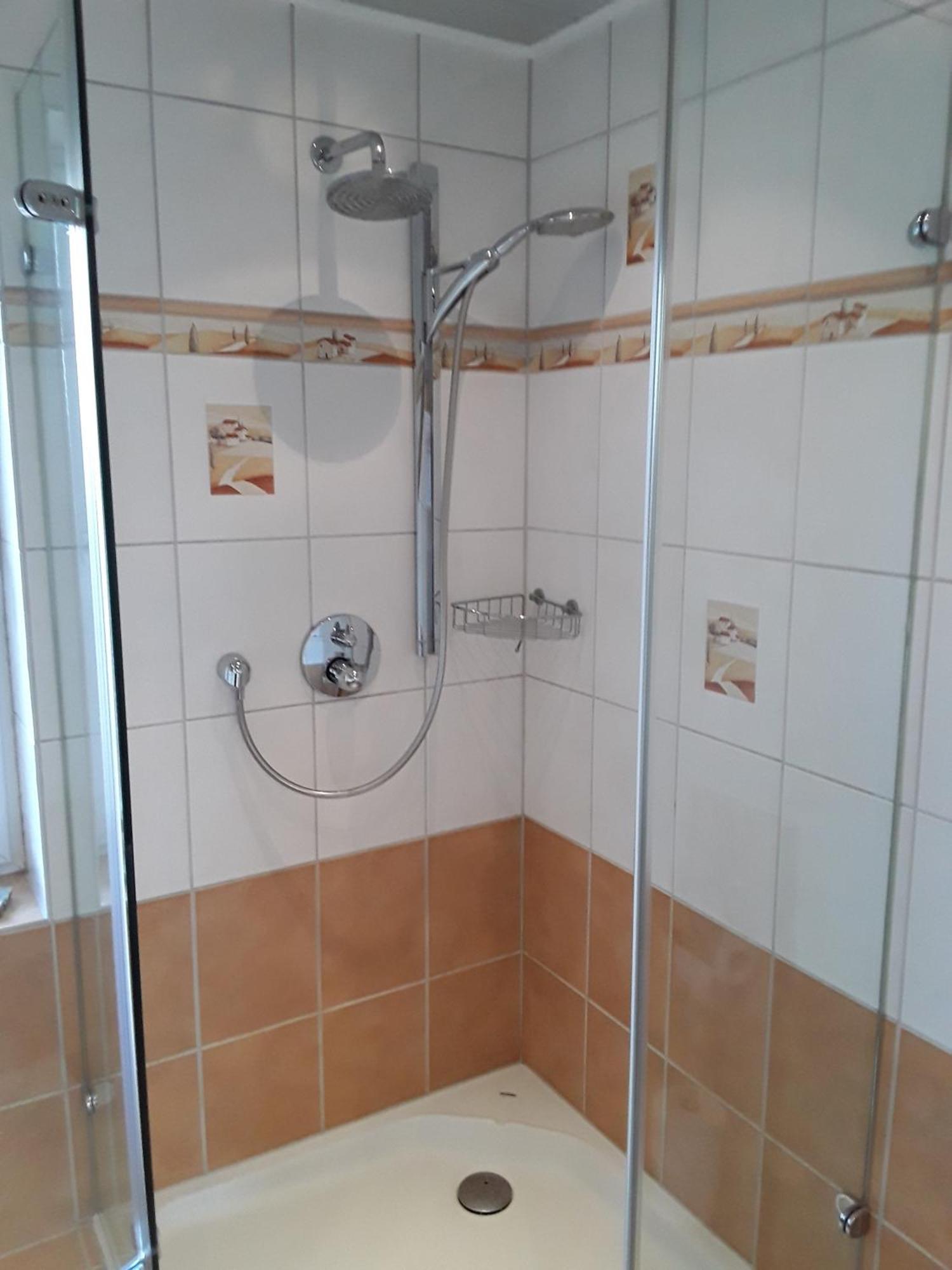 Hotel Biene'S Baerenstube Elze Esterno foto